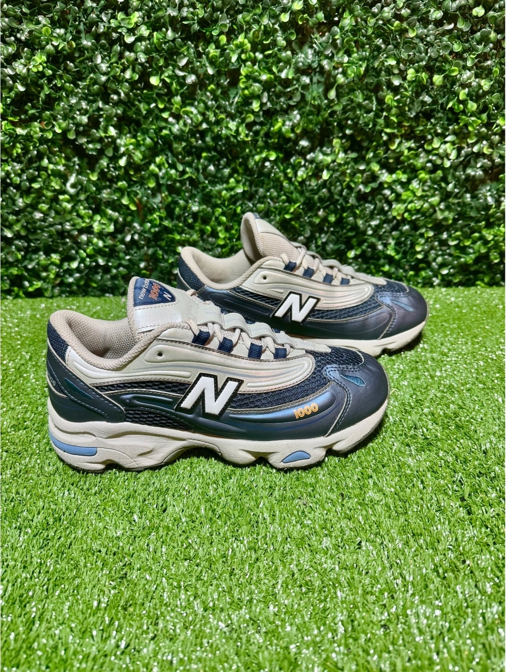 New Balance 1000 Size 6.5 Navy Silver Blue Retro Sneakers